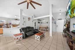 Picture of 404 Emerald Cove Loop, Lakeland, FL 33813