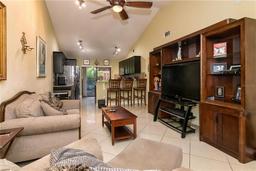 Picture of 358 Douglas Way Unit 78, Winter Garden, FL 34787