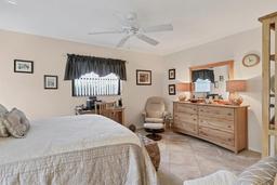 Picture of 7223 Wood Creek Drive Unit 22, Sarasota, FL 34231