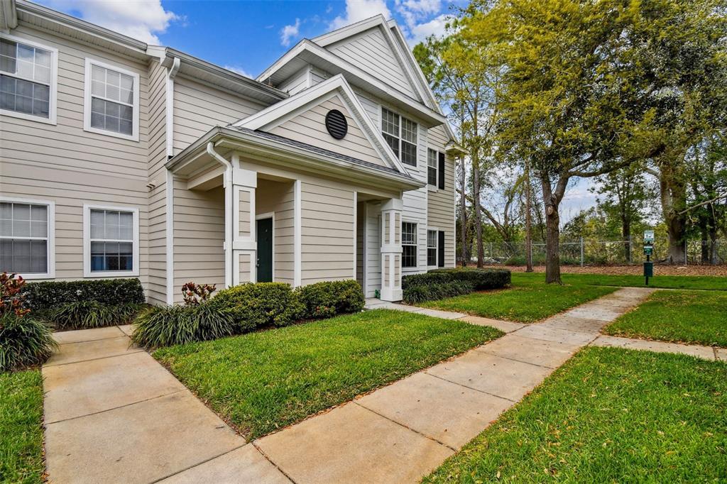 Picture of 130 Southern Pecan Circle Unit 205, Winter Garden, FL 34787
