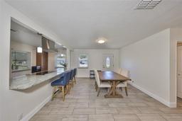Picture of 3911 W Wallace Avenue, Tampa, FL 33611