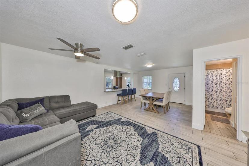 Picture of 3911 W Wallace Avenue, Tampa FL 33611