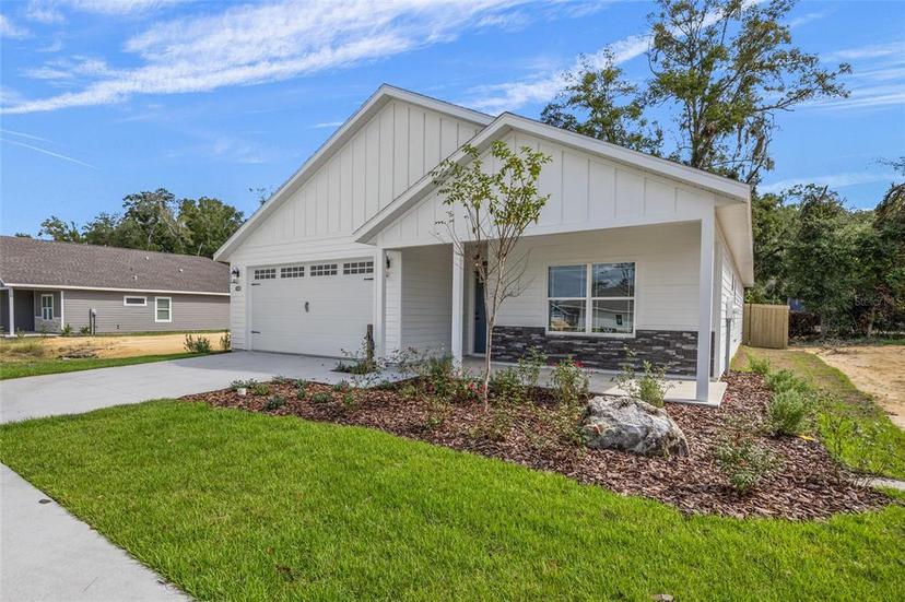 Picture of 1018 SW 67Th Way, Gainesville FL 32607