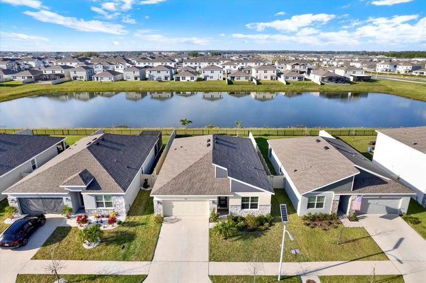 Picture of 31879 Treasure Dock Isle, Wesley Chapel FL 33545
