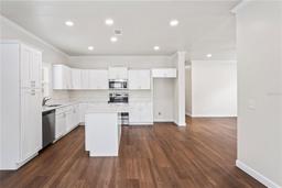 Picture of 1001 Newton Avenue S, St Petersburg, FL 33705