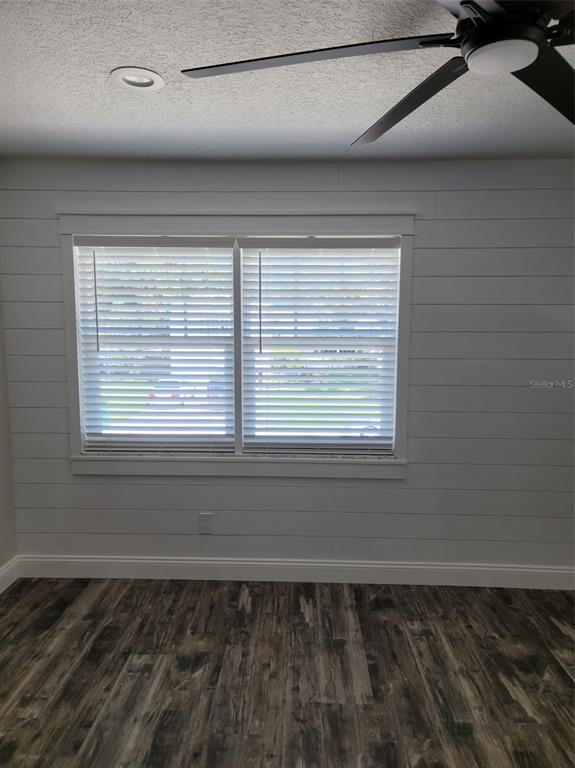 Picture of 13548 Bellewood Avenue, Seminole FL 33776
