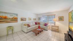 Picture of 534 Sutton Place, Longboat Key, FL 34228