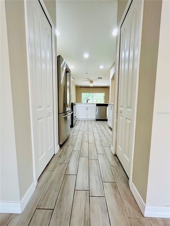 Picture of 15743 Fishhawk Falls Dr, Lithia FL 33547