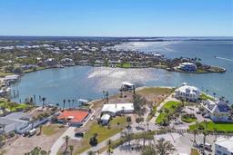 Picture of 400 Anchor Row, Placida, FL 33946