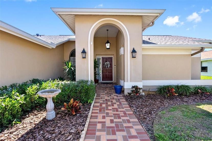 Picture of 8640 Chadwick Drive, Tampa FL 33635