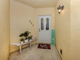 Picture of 632 Golf Drive Unit 632, Venice, FL 34285