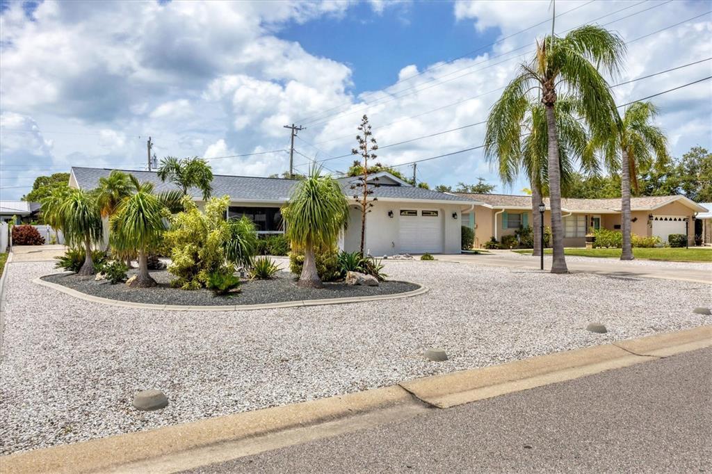 Picture of 325 Fiesole Street, Venice, FL 34285