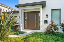 Picture of 4308 W Beach Park Drive, Tampa, FL 33609