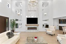 Picture of 4308 W Beach Park Drive, Tampa, FL 33609