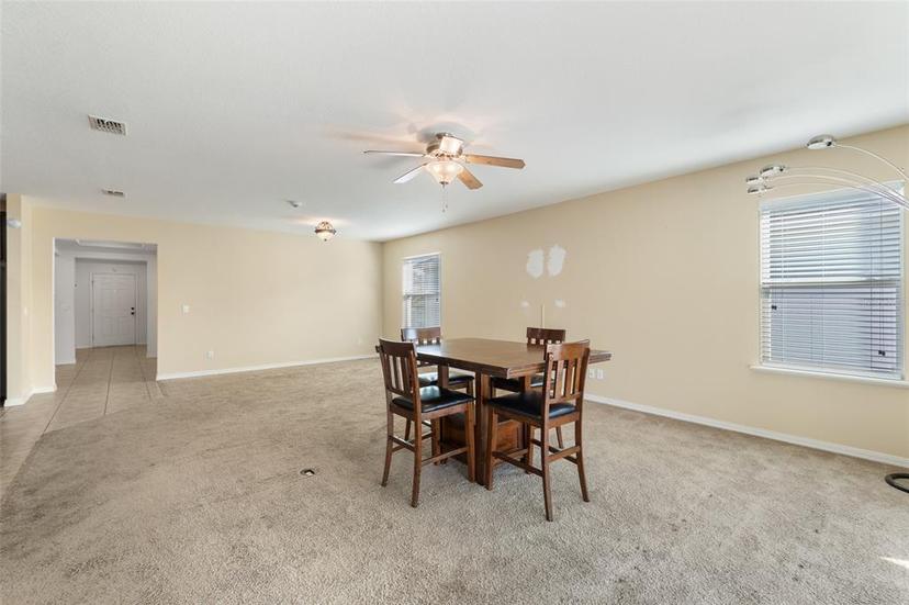 Picture of 940 NW 250Th Drive, Newberry FL 32669
