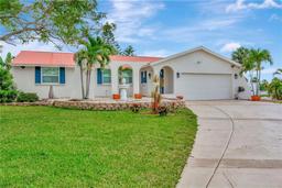 Picture of 922 Sago Palm Way, Apollo Beach, FL 33572