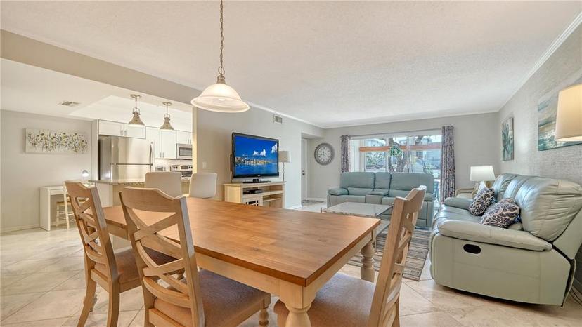 Picture of 1711 Southwood Street Unit 1711, Sarasota FL 34231