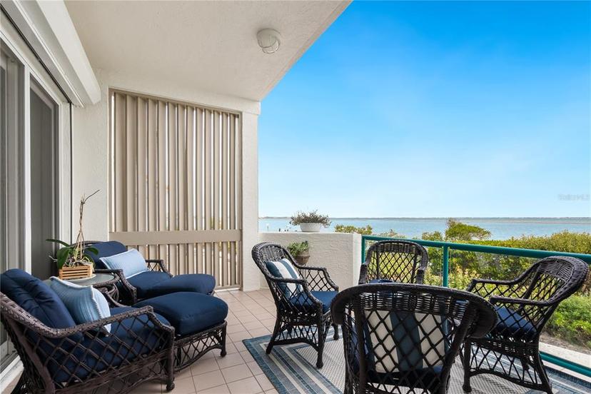 Picture of 340 Gulf Of Mexico Drive Unit 115, Longboat Key FL 34228