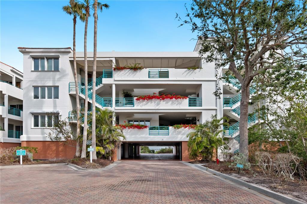 Picture of 340 Gulf Of Mexico Drive Unit 115, Longboat Key, FL 34228