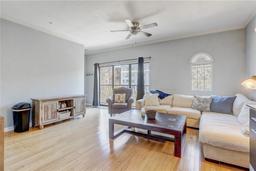 Picture of 20 SW 6Th Street Unit 309, Gainesville, FL 32601