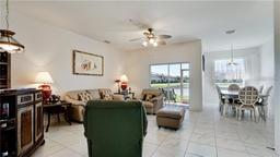 Picture of 3478 Parkridge Circle Unit 32-104, Sarasota, FL 34243