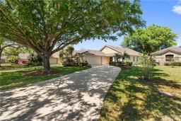 Picture of 117 Jardin Lane, Winter Haven, FL 33884