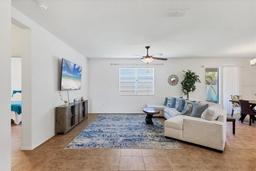 Picture of 115 64Th Avenue E, Bradenton, FL 34203