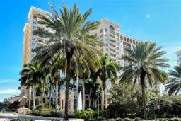 Picture of 750 N Tamiami Trail Unit 604, Sarasota, FL 34236