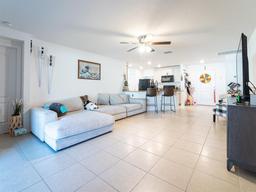 Picture of 1107 Brenton Leaf Drive, Ruskin, FL 33570