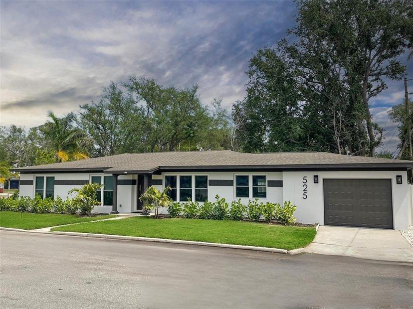 Picture of 525 Lamara Way Ne, St Petersburg FL 33704