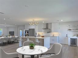 Picture of 525 Lamara Way Ne, St Petersburg, FL 33704