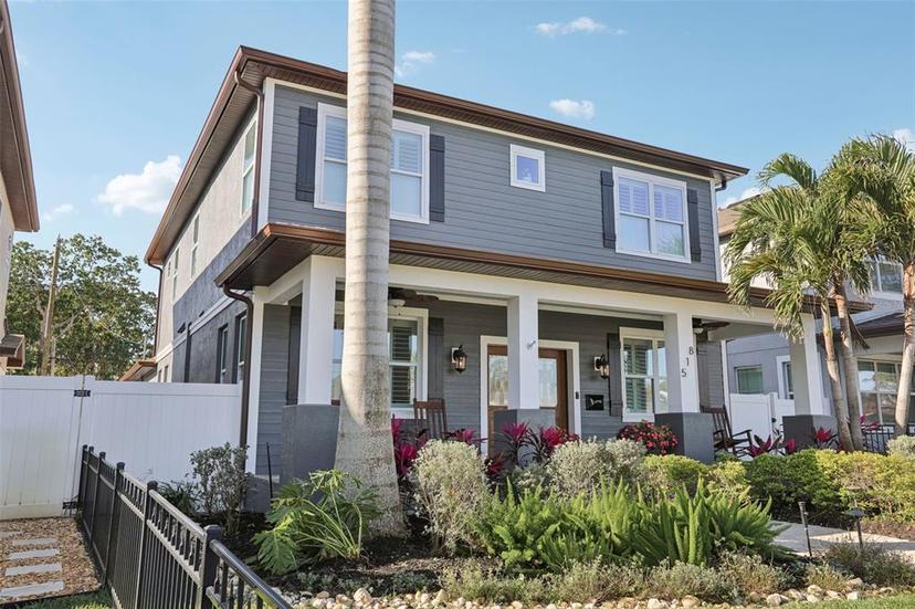Picture of 518 33Rd Avenue N, St Petersburg FL 33704