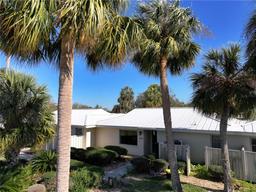 Picture of 11616 W Kingfisher Court Unit 180, Crystal River, FL 34429