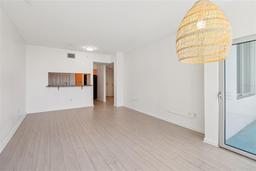 Picture of 322 E Central Boulevard Unit 606, Orlando, FL 32801