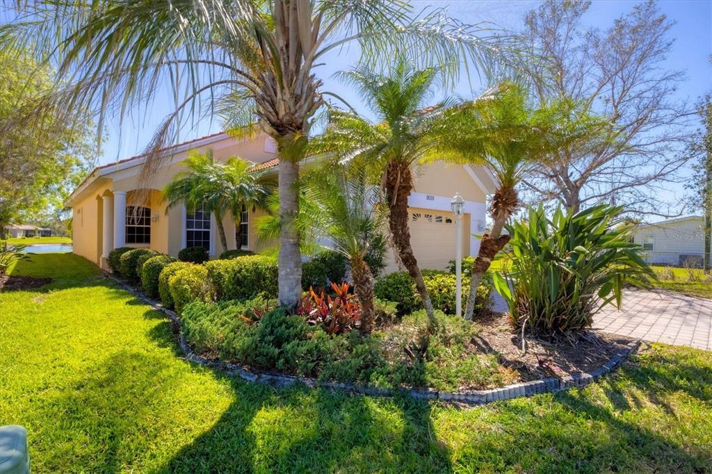 Picture of 9019 Eagle Bay Court, North Port, FL 34287