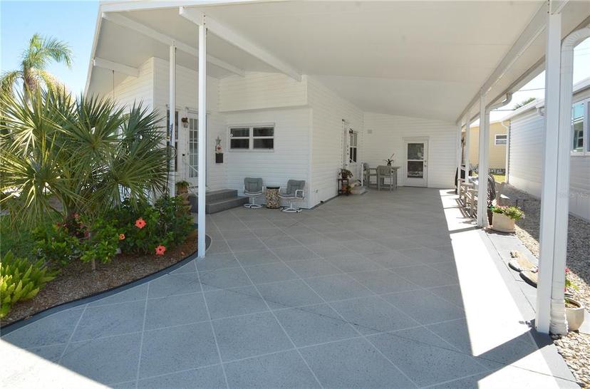Picture of 789 N Green Circle, Venice FL 34285