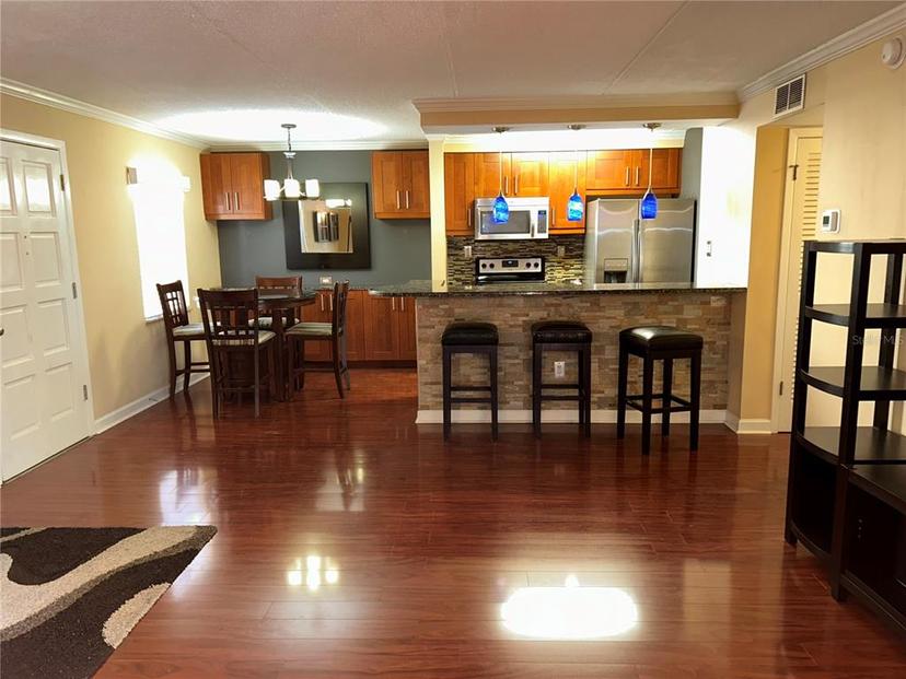 Picture of 105 S Obrien Street Unit 216, Tampa FL 33609