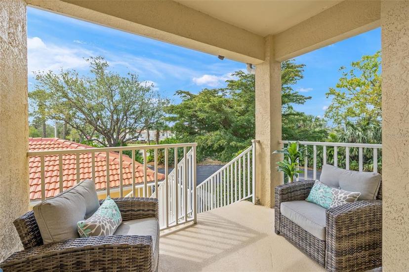 Picture of 203 Casa Del Lago Way Unit 203, Venice FL 34292