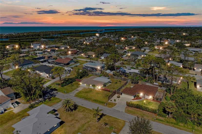 Picture of 1550 Royal Rd, Venice FL 34293