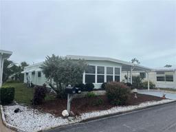 Picture of 524 S Cervina Drive, Venice, FL 34285