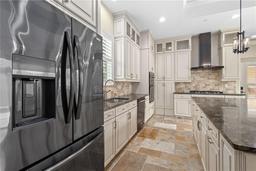 Picture of 158 E Tampa Avenue, Venice, FL 34285
