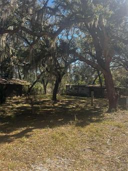 Picture of 14970 NE 10Th Place, Silver Springs, FL 34488