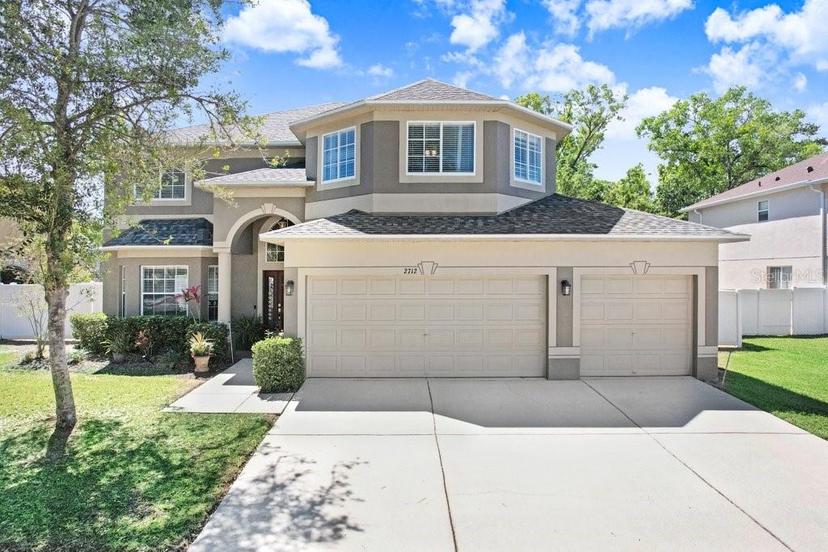 Picture of 2712 Avon River Drive, Valrico FL 33596