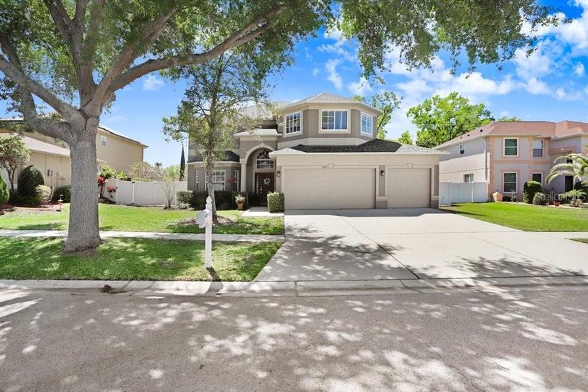 Picture of 2712 Avon River Drive, Valrico FL 33596