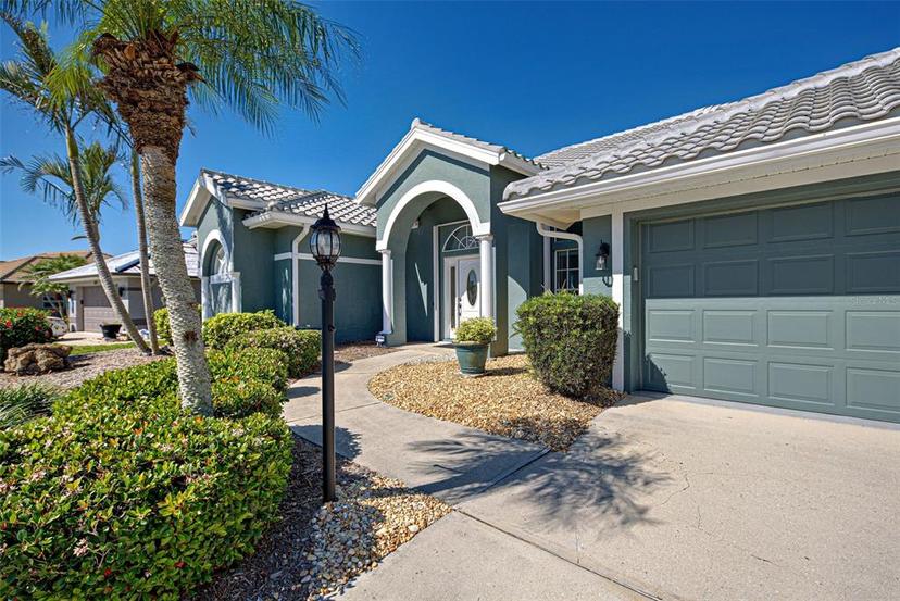 Picture of 1125 Deardon Drive, Venice FL 34292