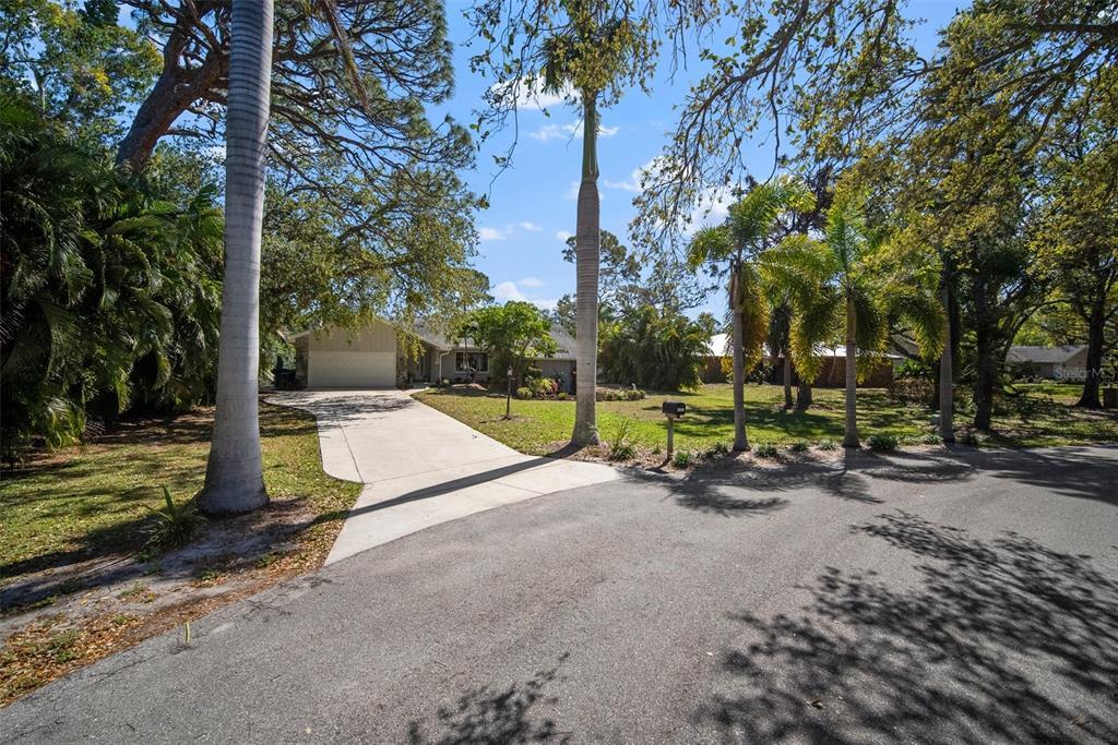 Picture of 4711 Placid Circle, Sarasota, FL 34231