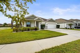Picture of 5085 Ivory Stone Drive, Wimauma, FL 33598