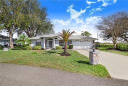 Picture of 322 W Peabody Circle, Avon Park, FL 33825