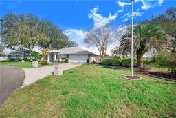 Picture of 322 W Peabody Circle, Avon Park, FL 33825