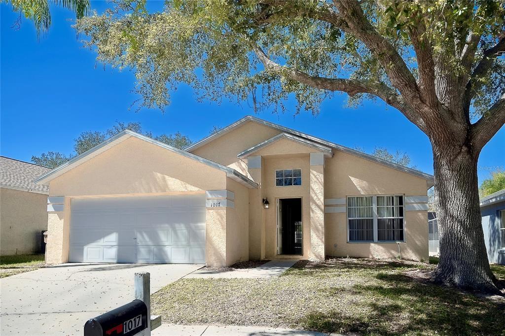 Picture of 1017 Winding Water Way, Clermont, FL 34714